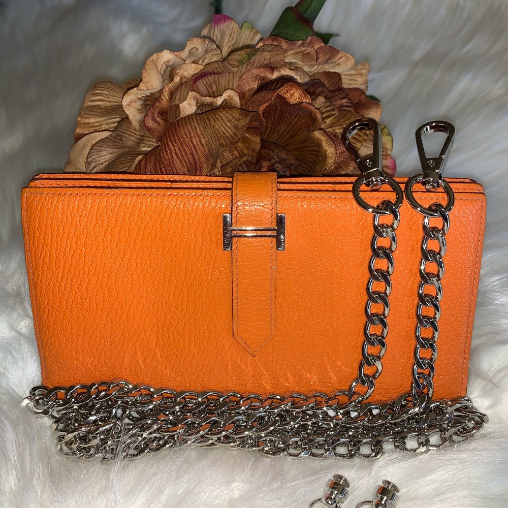 HERMES Bearn Orange Chevre Bifold Wallet